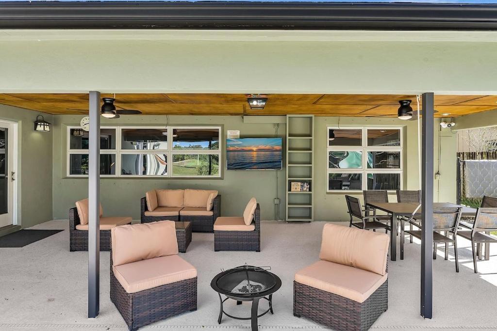 Pool Heat I Firepit And Bbq I 75"Tv I Foosball I 581Mbps Cooper City المظهر الخارجي الصورة